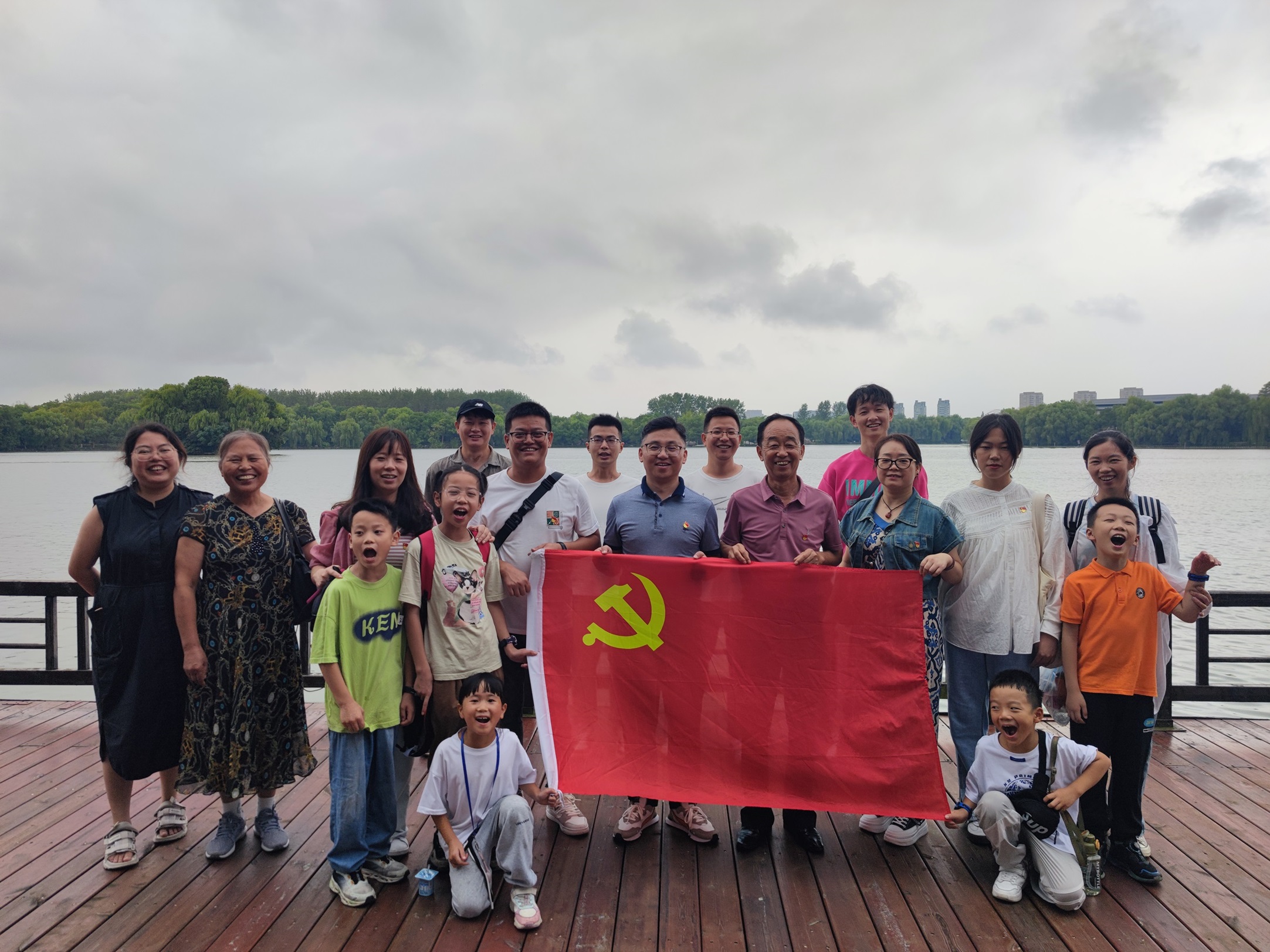 壹号娱乐 - NG大舞台,有梦你就来